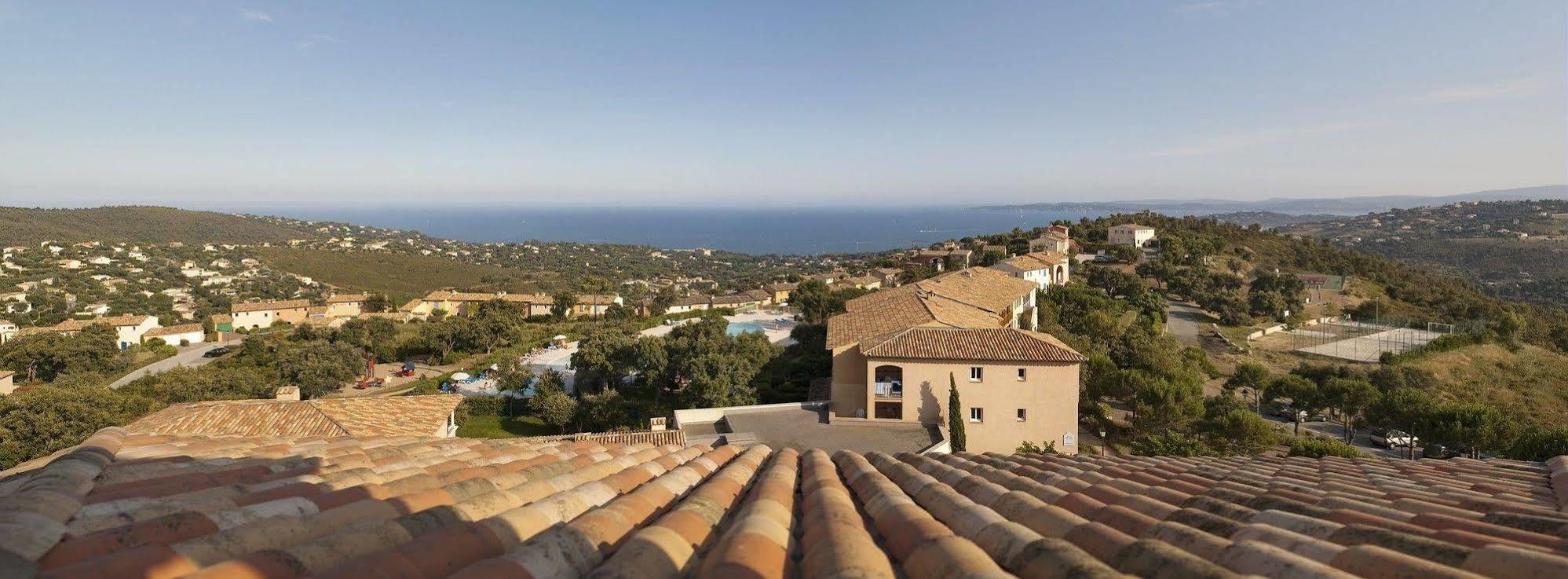 P&V Residence Le Hameau Des Issambrr Sainte-Maxime Esterno foto