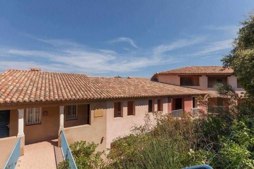 P&V Residence Le Hameau Des Issambrr Sainte-Maxime Esterno foto